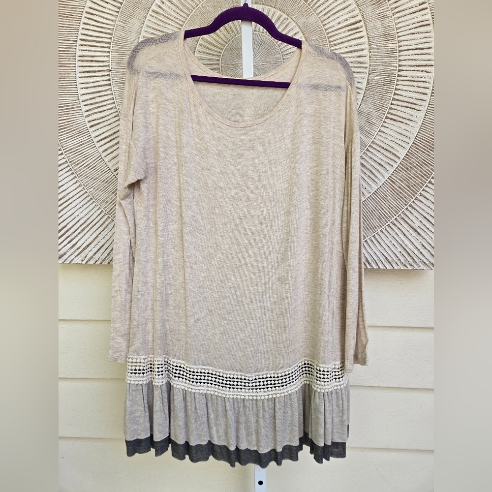 Easel Rayon Blend Boho Long Sleeve Tunic Top Sz Medium Oversized